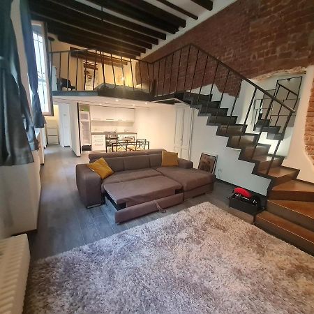 Isola - Ugo Bassi Charme Loft Apartment Milan Exterior photo